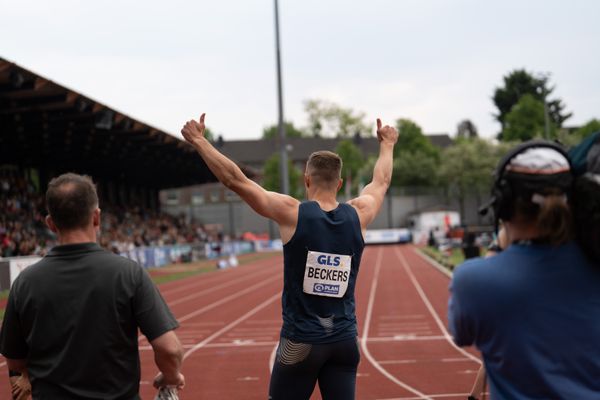 Nico Beckers (LAV Bayer Uerdingen/Dormagen) beim 400m Zieleinlauf am 07.05.2022 beim Stadtwerke Ratingen Mehrkampf-Meeting 2022 in Ratingen